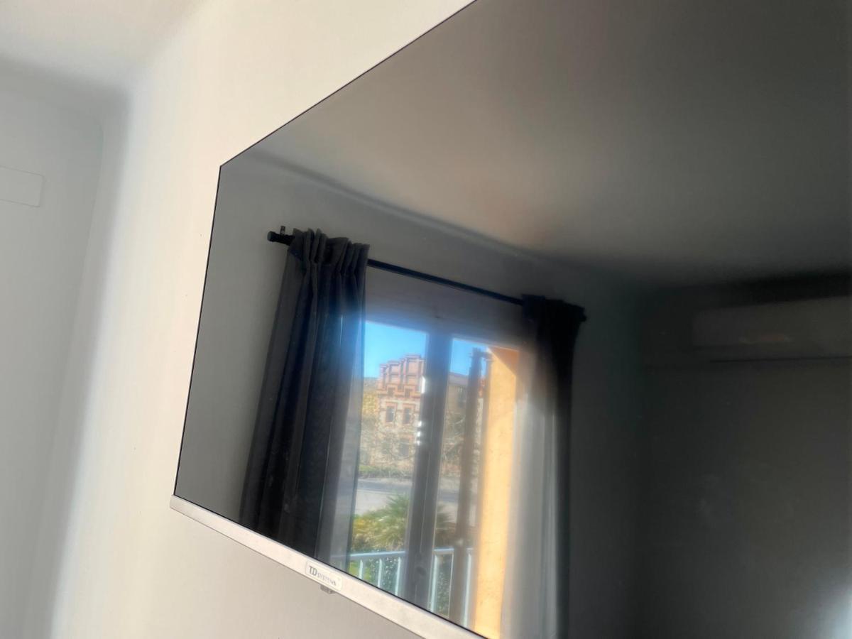 Apartamento Hermoso Piso Con Vistas En Part Alta De Tarragona! *